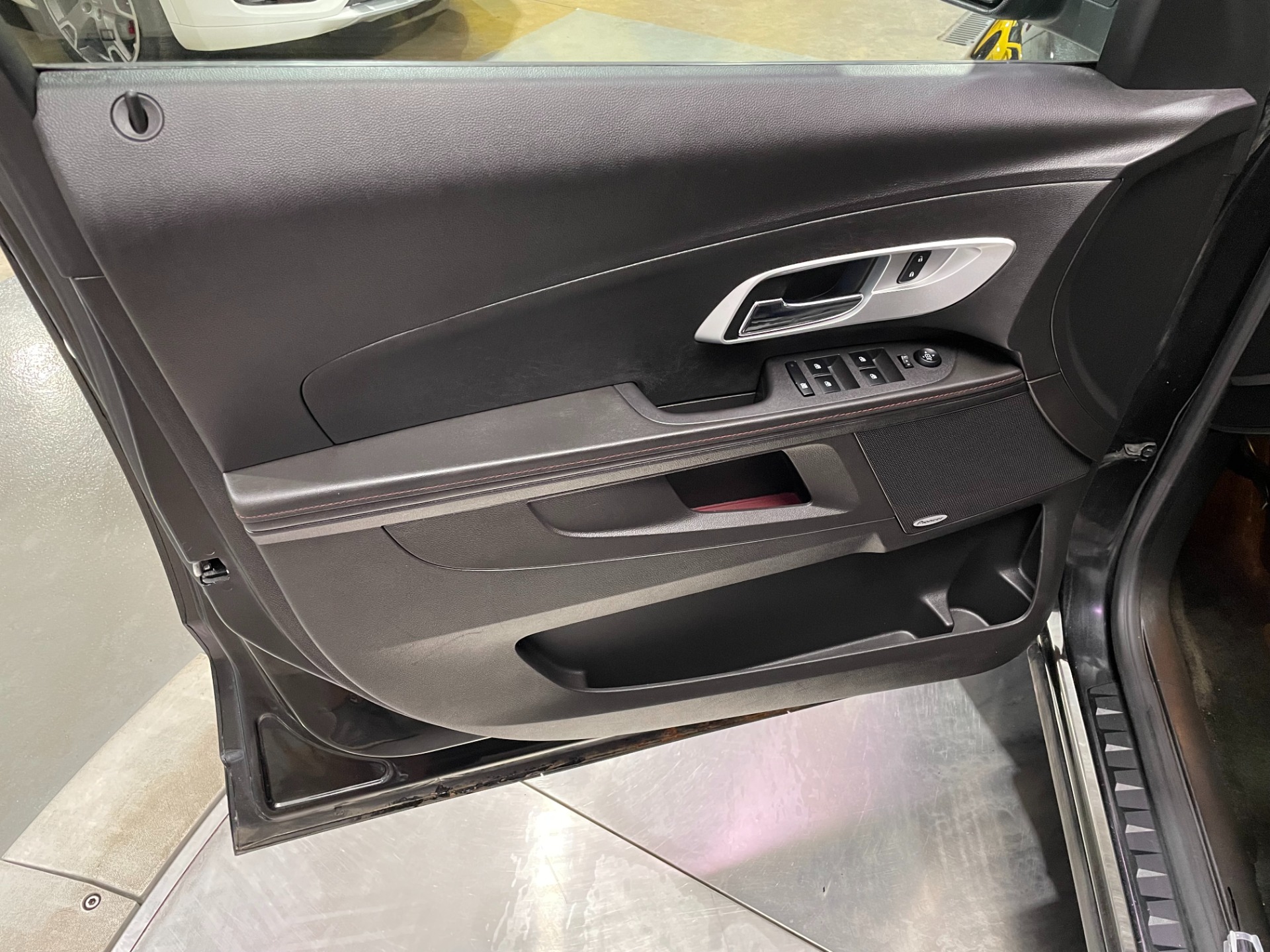 Used-2013-Chevrolet-Equinox-LTZ-FWD