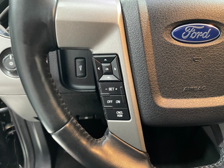 Used-2017-Ford-Expedition-Limited-4X4