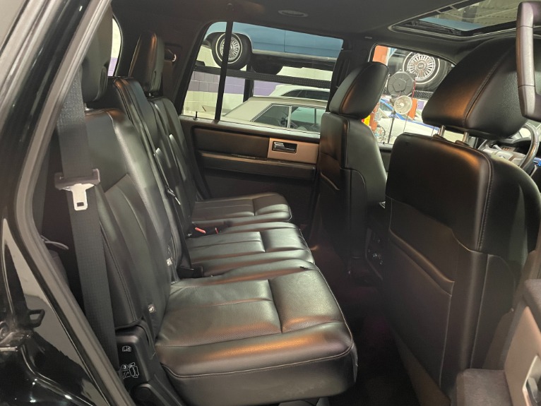 Used-2017-Ford-Expedition-Limited-4X4