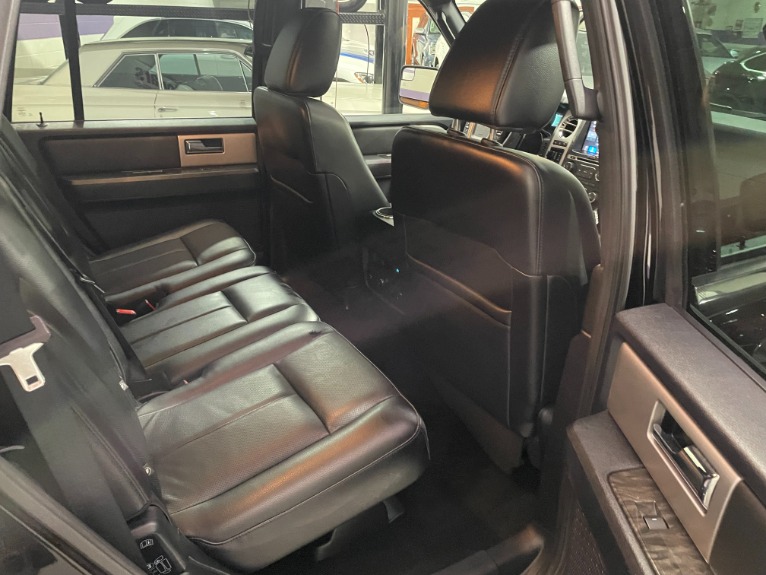 Used-2017-Ford-Expedition-Limited-4X4