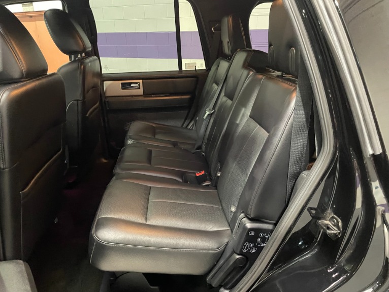Used-2017-Ford-Expedition-Limited-4X4