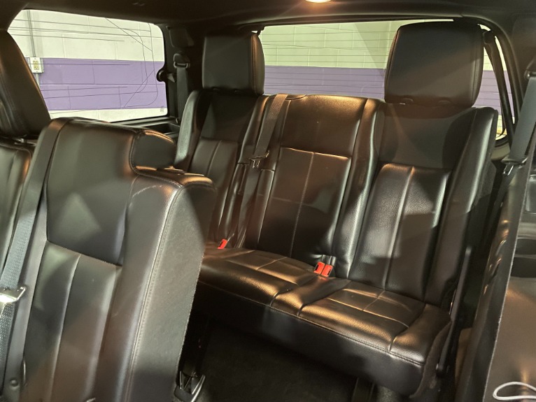 Used-2017-Ford-Expedition-Limited-4X4