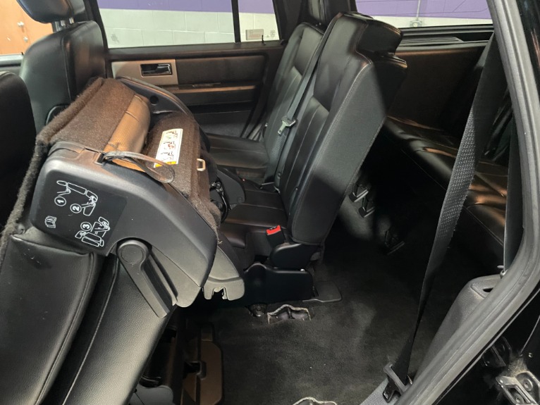 Used-2017-Ford-Expedition-Limited-4X4