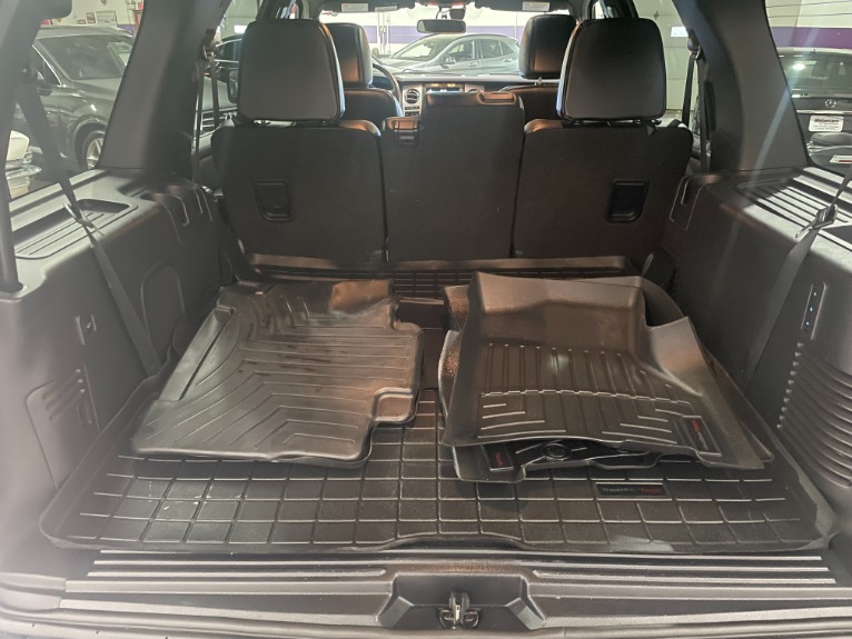 Used-2017-Ford-Expedition-Limited-4X4