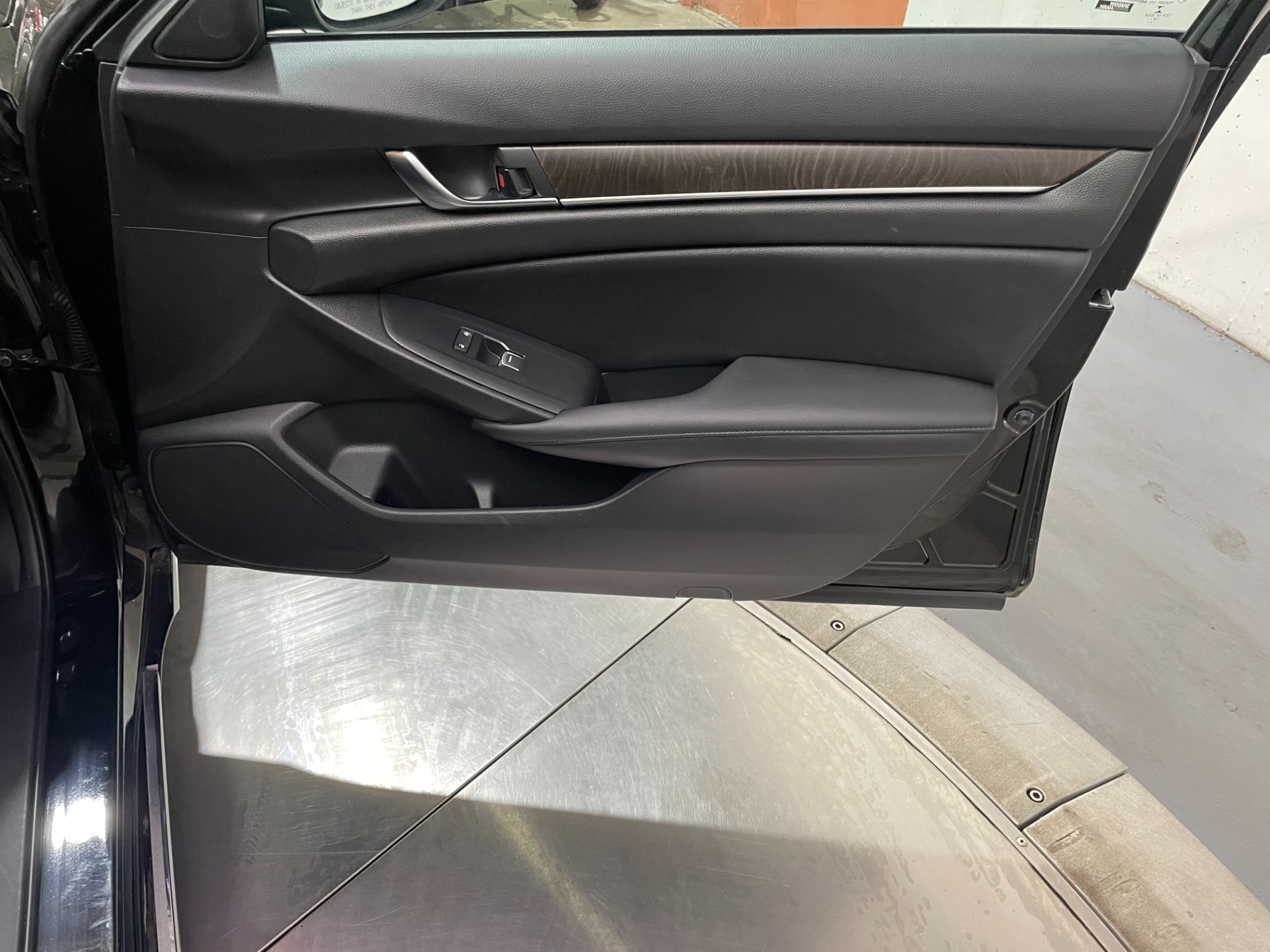 Used-2019-Honda-Accord-15T-EX-FWD