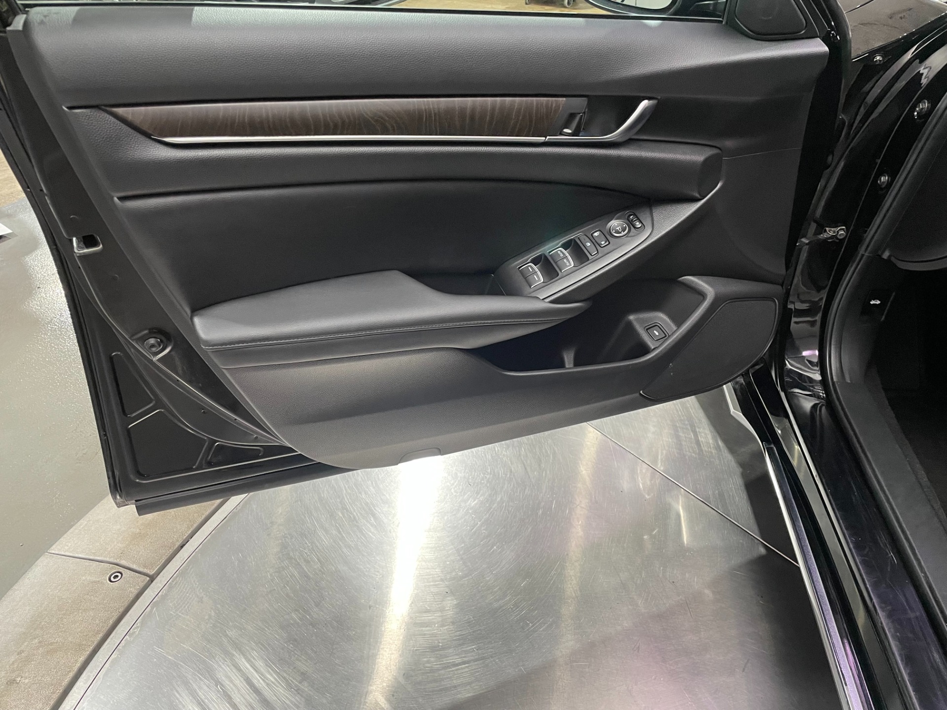 Used-2019-Honda-Accord-15T-EX-FWD