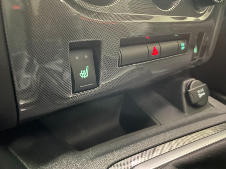 Used-2009-Dodge-Challenger-SRT8-Manual