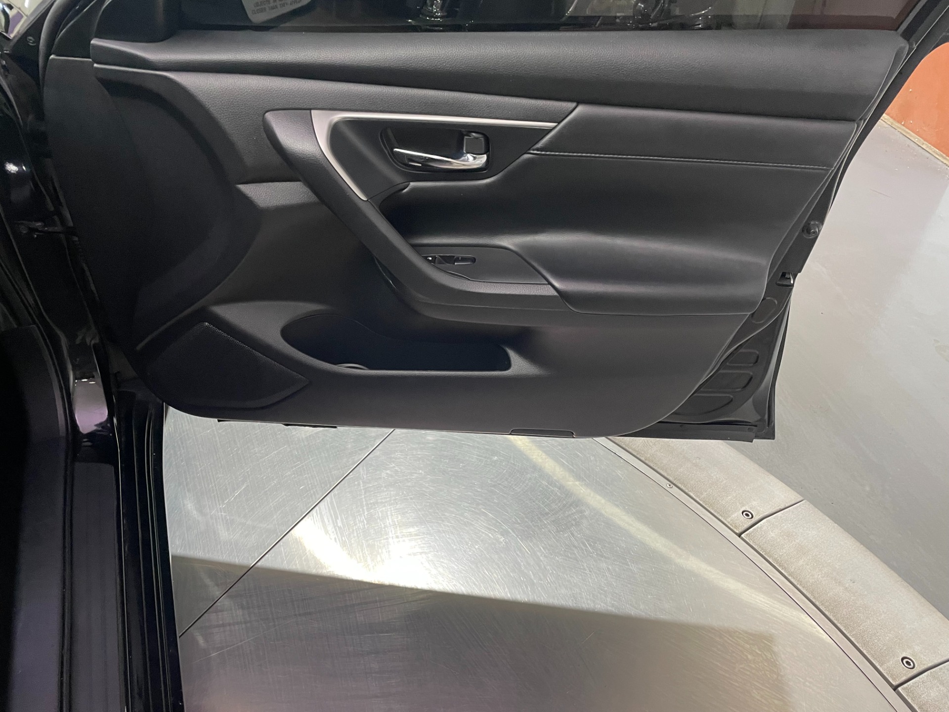 Used-2015-Nissan-Altima-25-S-FWD