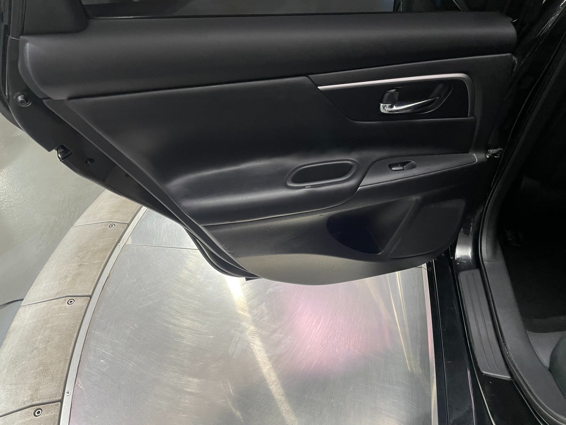 Used-2015-Nissan-Altima-25-S-FWD