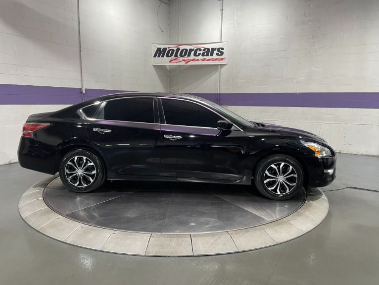 Used-2015-Nissan-Altima-25-S-FWD