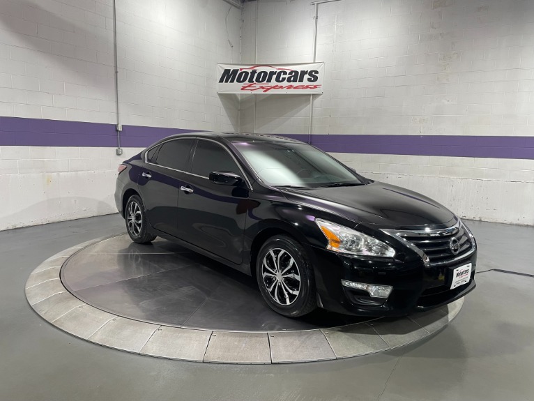 Used-2015-Nissan-Altima-25-S-FWD