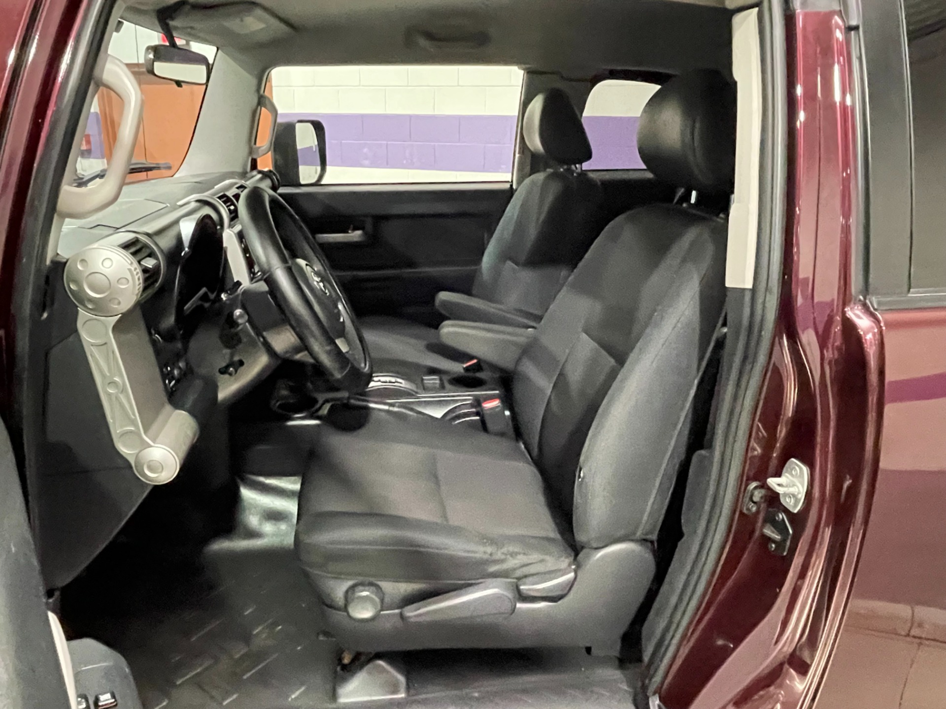 Used-2007-Toyota-FJ-Cruiser-4WD