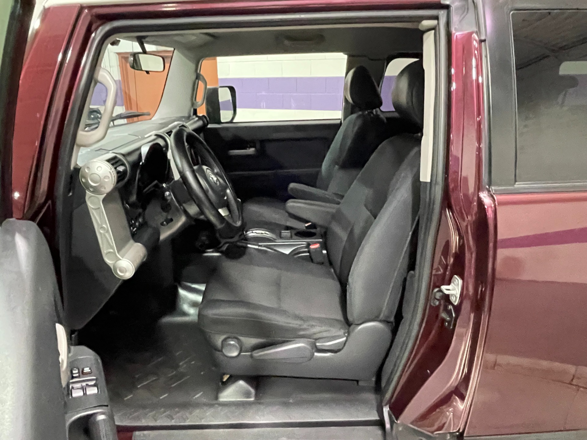 Used-2007-Toyota-FJ-Cruiser-4WD
