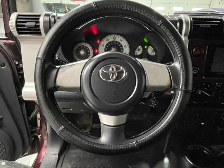 Used-2007-Toyota-FJ-Cruiser-4WD