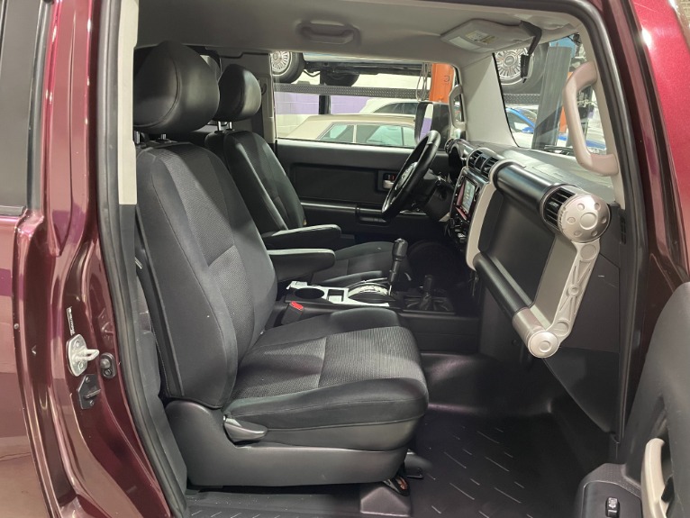 Used-2007-Toyota-FJ-Cruiser-4WD