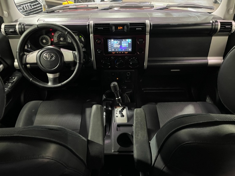 Used-2007-Toyota-FJ-Cruiser-4WD