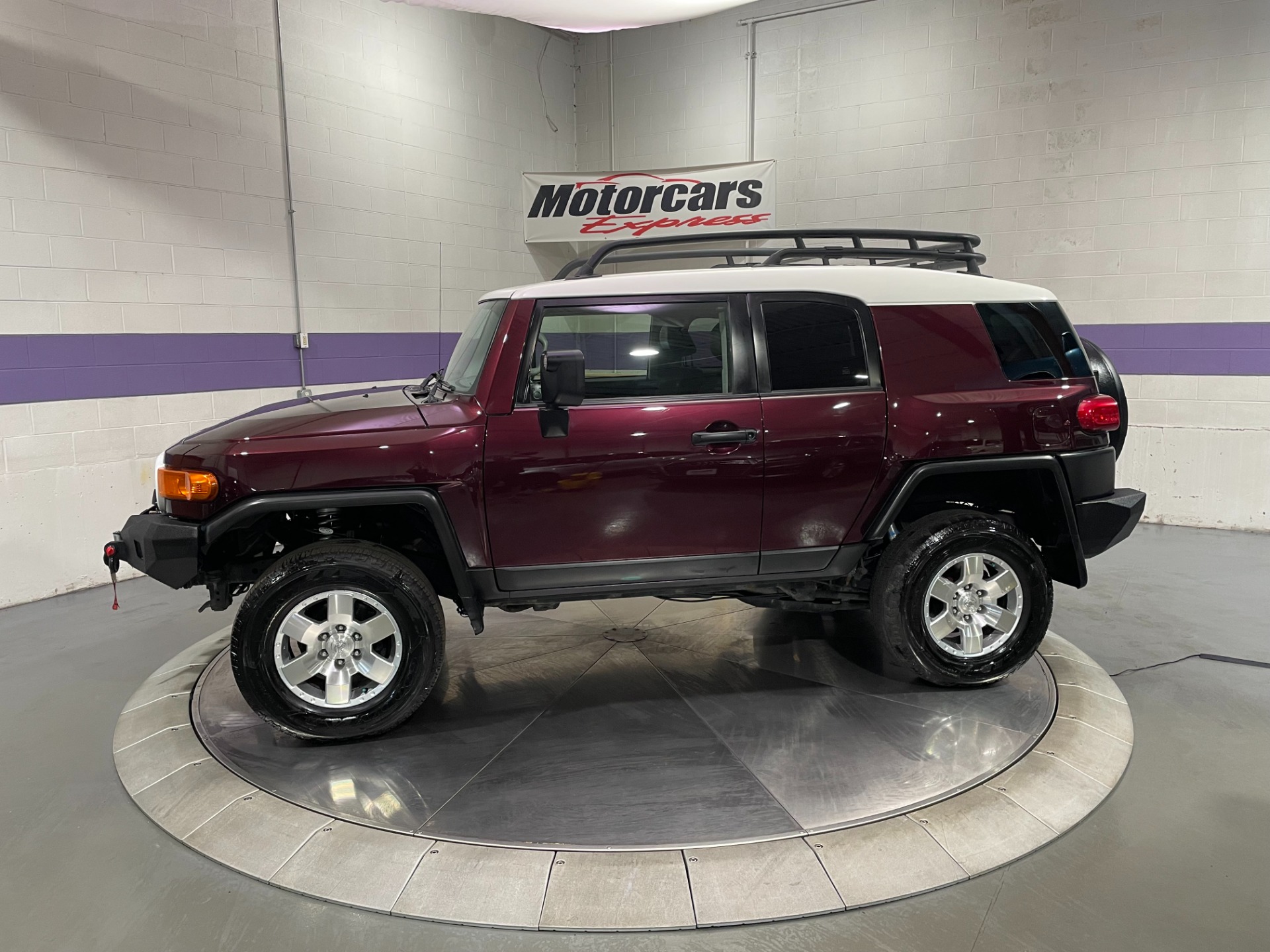 Used-2007-Toyota-FJ-Cruiser-4WD
