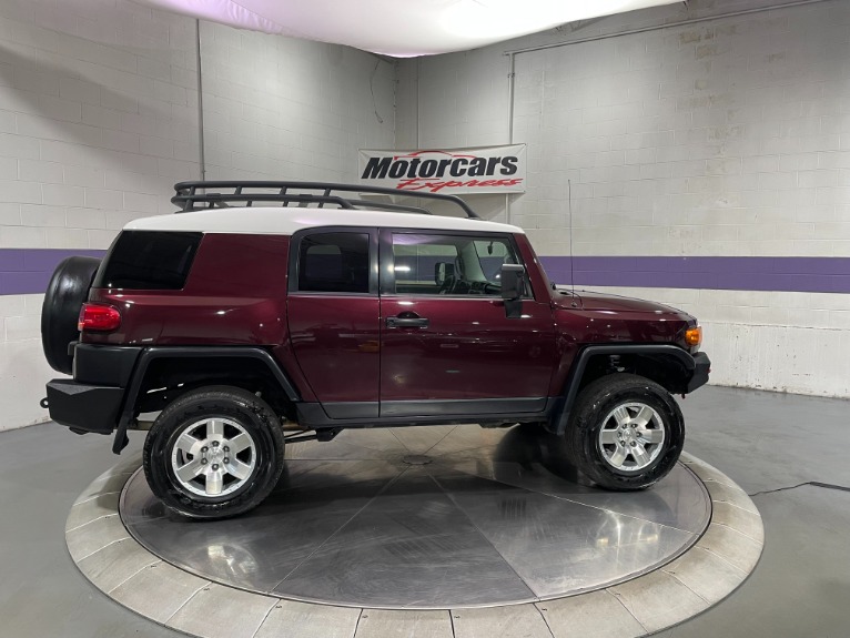 Used-2007-Toyota-FJ-Cruiser-4WD