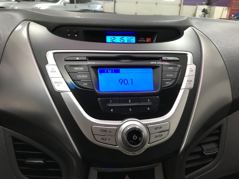 Used-2011-Hyundai-Elantra-GLS