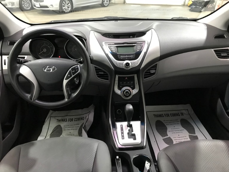 Used-2011-Hyundai-Elantra-GLS