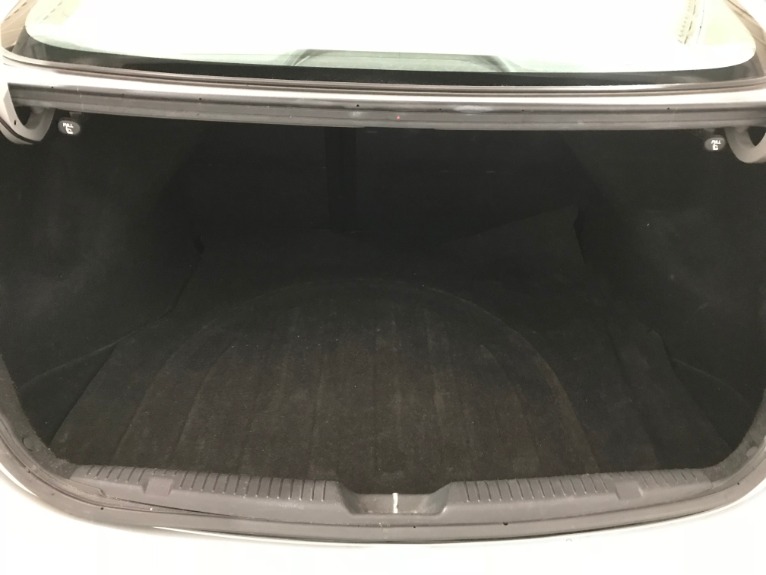 Used-2011-Hyundai-Elantra-GLS