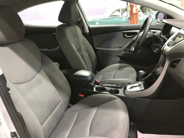 Used-2011-Hyundai-Elantra-GLS