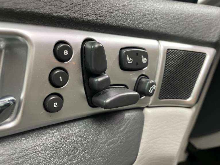 Used-2007-Chrysler-Pacifica-Touring-AWD