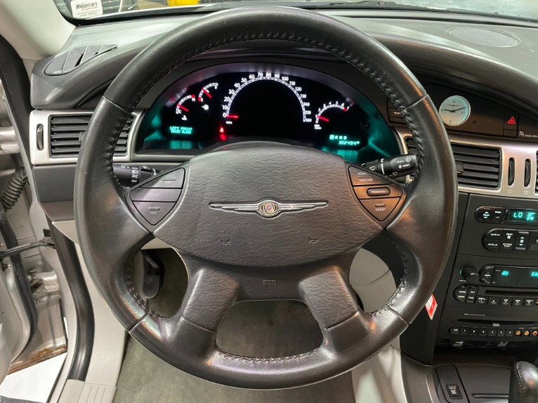 Used-2007-Chrysler-Pacifica-Touring-AWD
