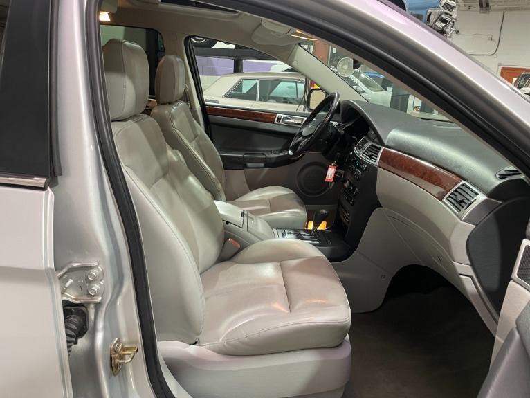 Used-2007-Chrysler-Pacifica-Touring-AWD