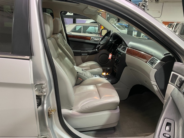 Used-2007-Chrysler-Pacifica-Touring-AWD