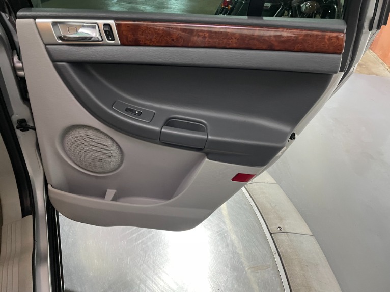 Used-2007-Chrysler-Pacifica-Touring-AWD