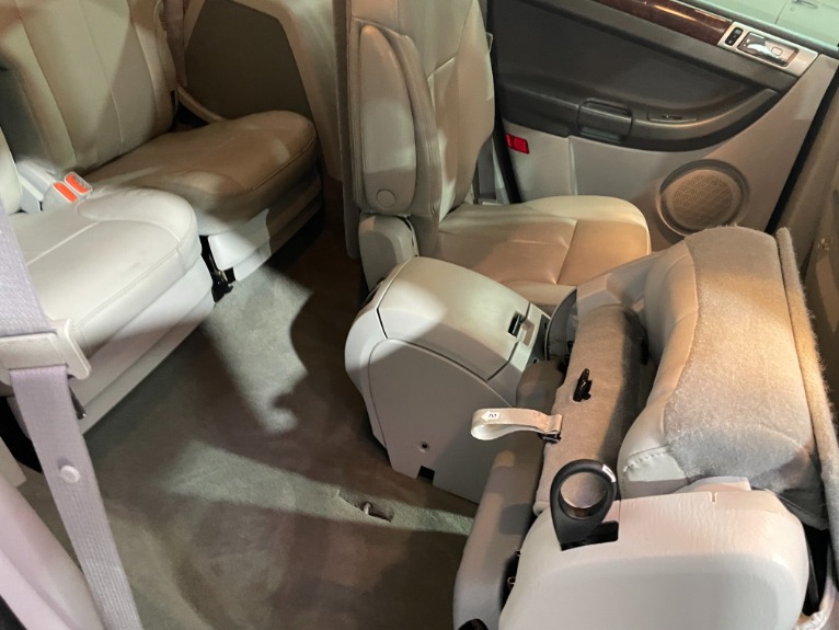 Used-2007-Chrysler-Pacifica-Touring-AWD