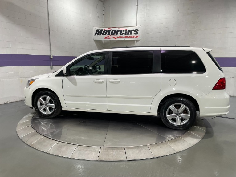 Used-2011-Volkswagen-Routan-SE-FWD