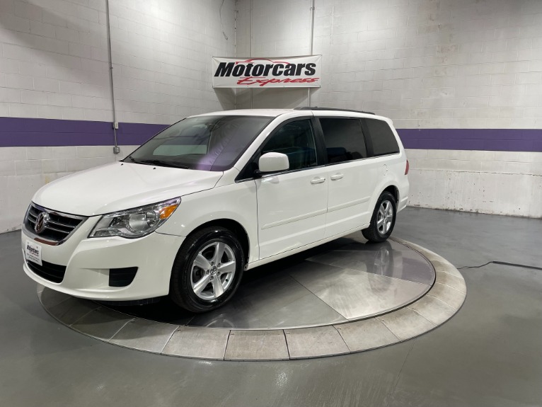 Used-2011-Volkswagen-Routan-SE-FWD