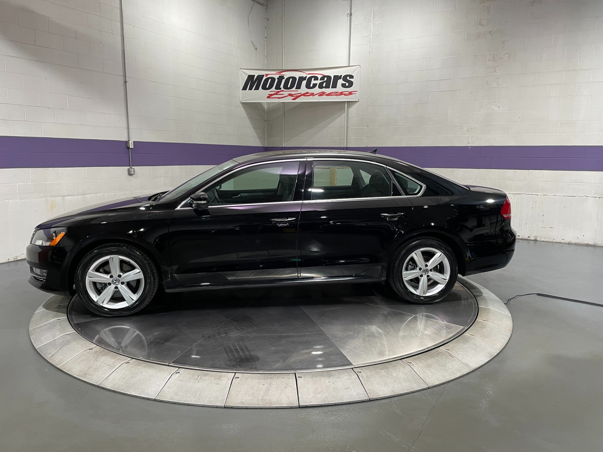 Used-2015-Volkswagen-Passat-18T-S-FWD