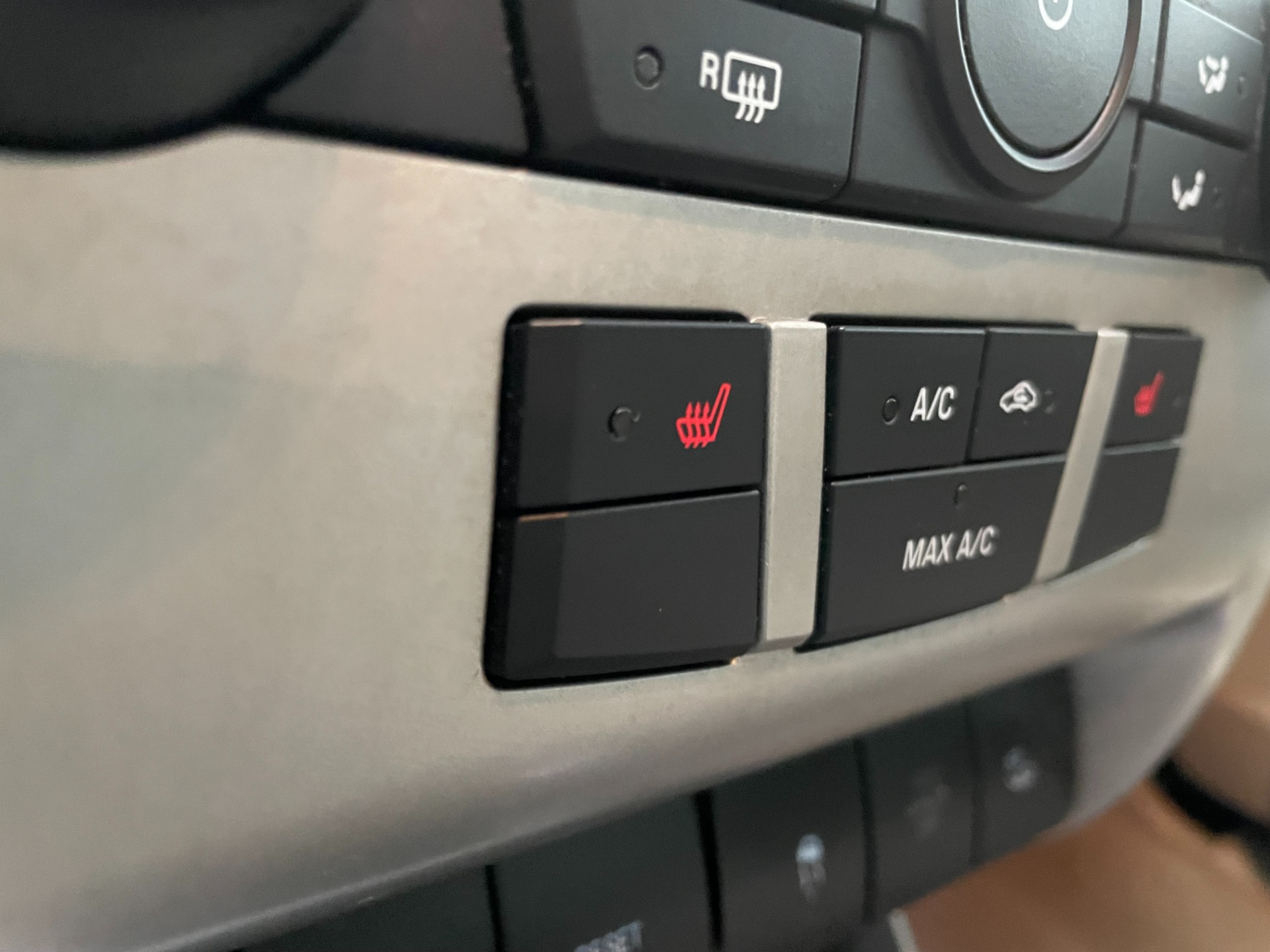 Used-2010-Ford-Focus-SEL-FWD