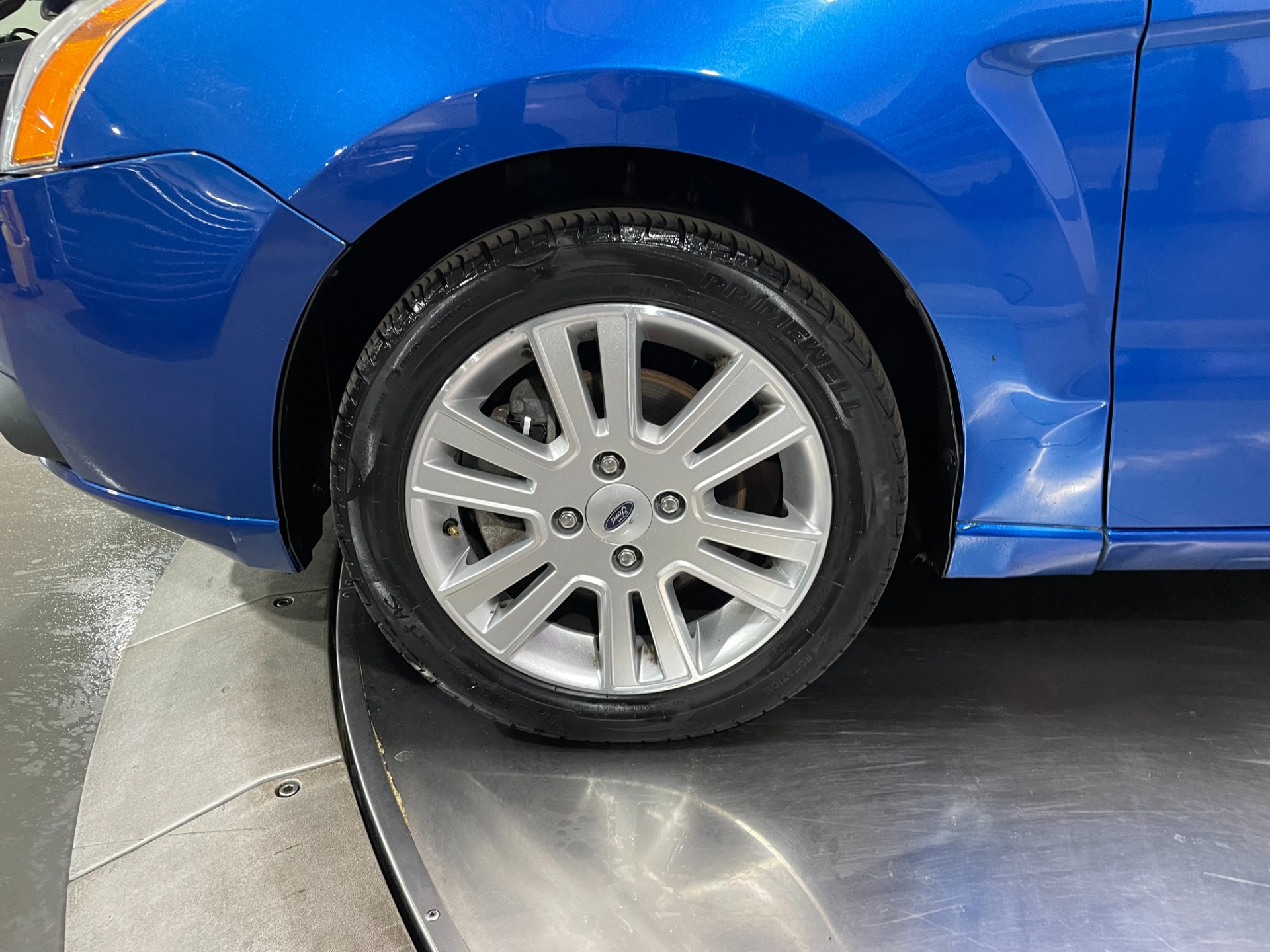 Used-2010-Ford-Focus-SEL-FWD