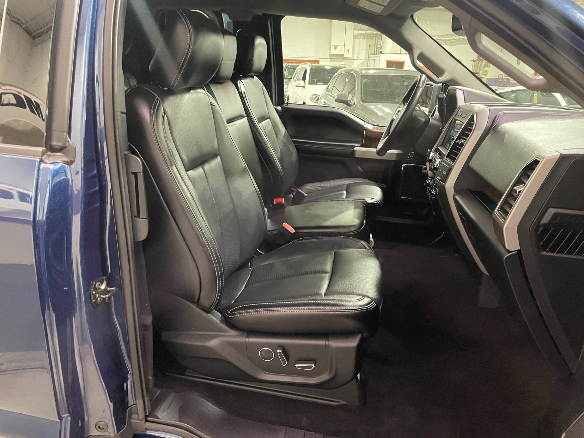 Used-2018-Ford-F-150-Lariat-4X4