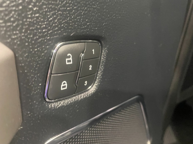 Used-2018-Ford-F-150-Lariat-4X4