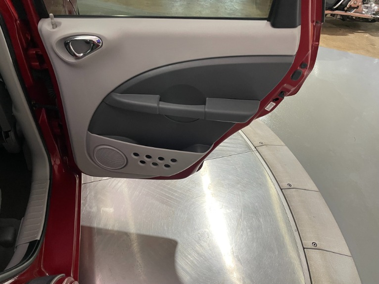 Used-2007-Chrysler-PT-Cruiser-Touring-FWD