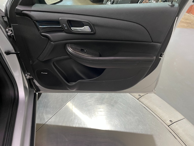Used-2015-Chevrolet-Malibu-LT-FWD