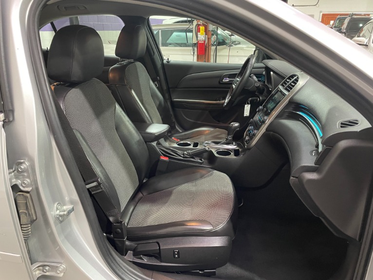 Used-2015-Chevrolet-Malibu-LT-FWD