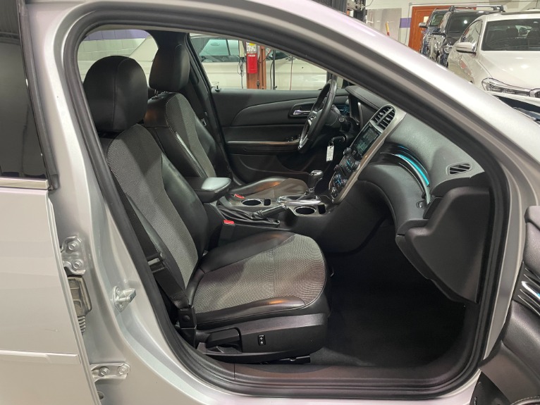 Used-2015-Chevrolet-Malibu-LT-FWD
