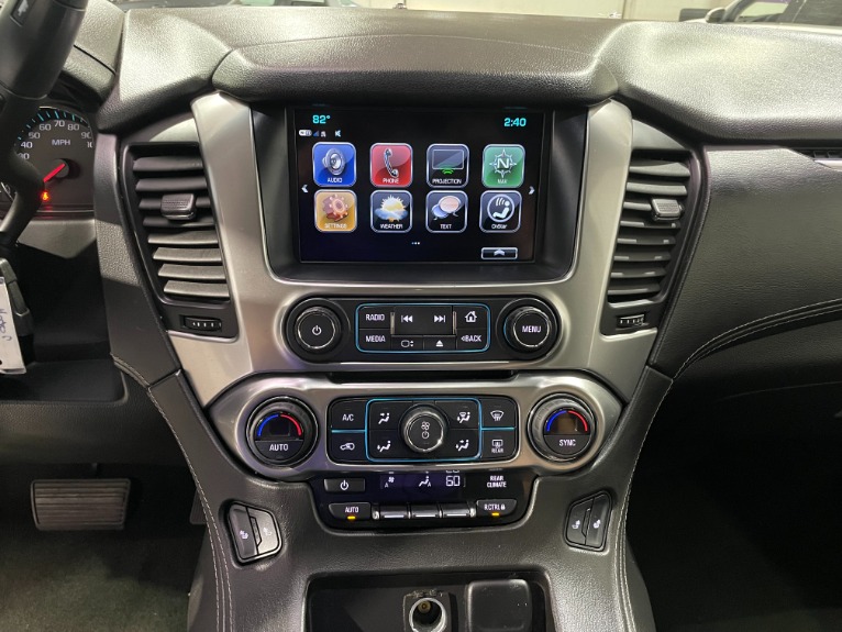 Used-2017-Chevrolet-Suburban-LT-1500-4X4