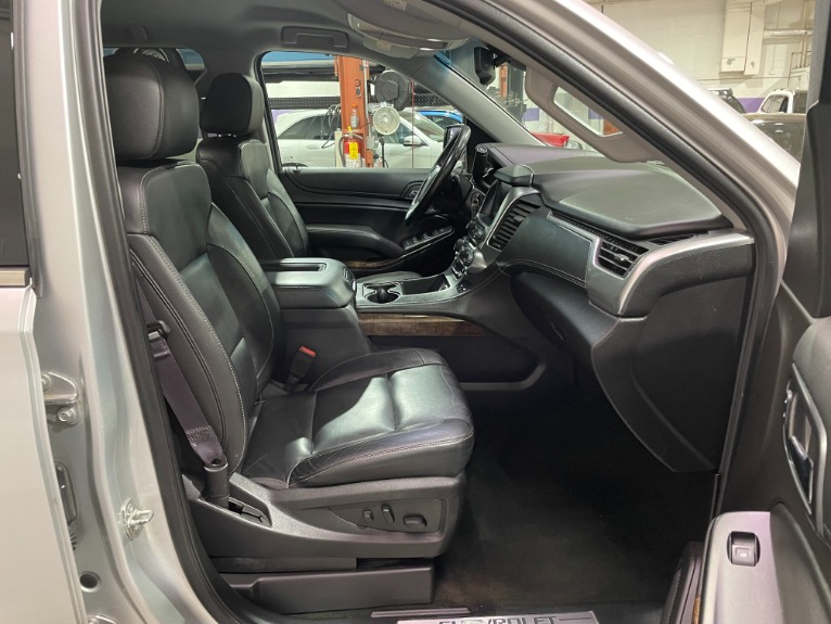 Used-2017-Chevrolet-Suburban-LT-1500-4X4