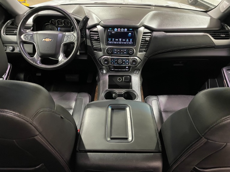 Used-2017-Chevrolet-Suburban-LT-1500-4X4