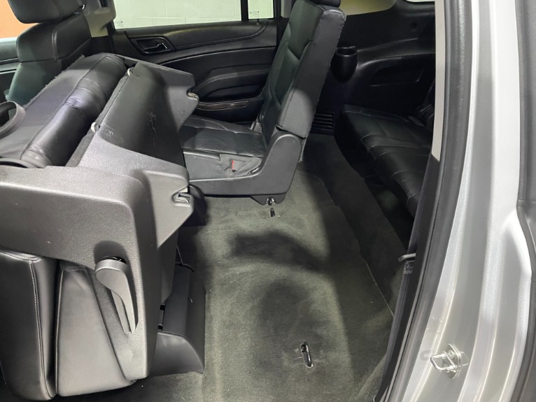 Used-2017-Chevrolet-Suburban-LT-1500-4X4