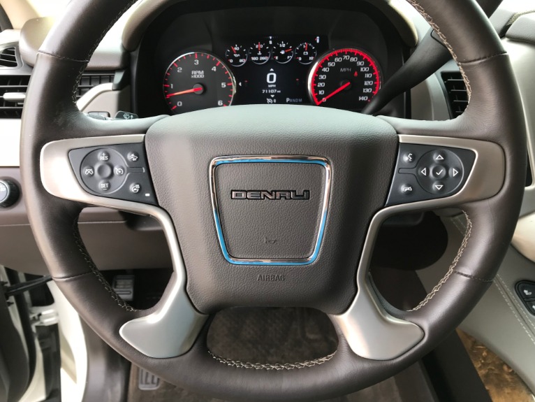 Used-2015-GMC-Yukon-XL-Denali-4X4