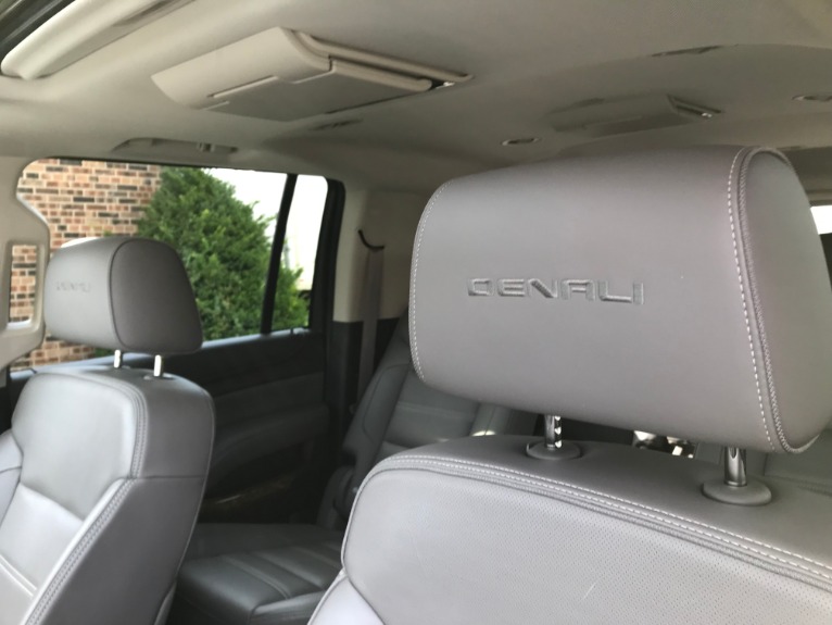 Used-2015-GMC-Yukon-XL-Denali-4X4