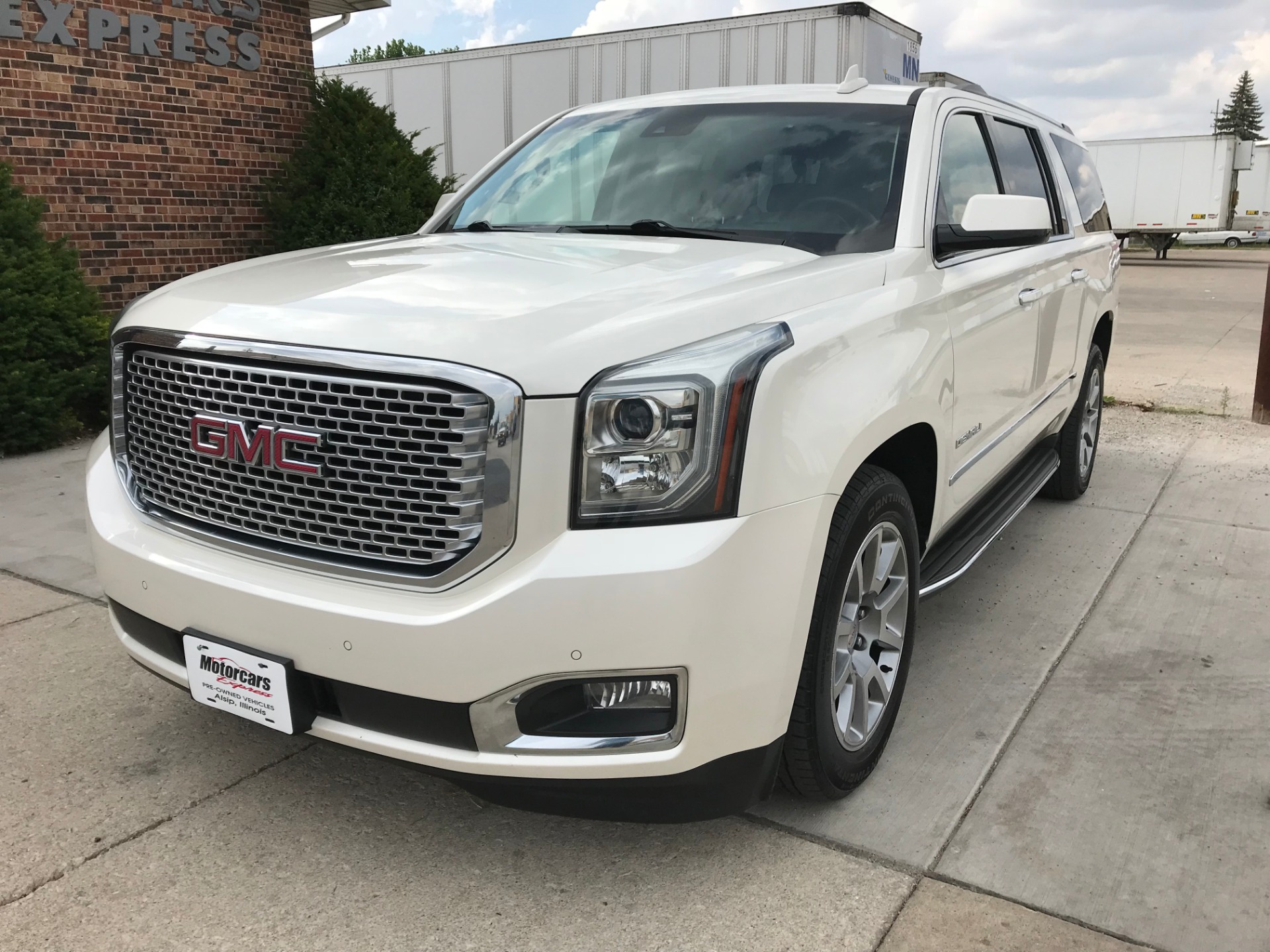 2015 GMC Yukon XL Denali 4X4 Stock 24423 for sale near Alsip, IL IL